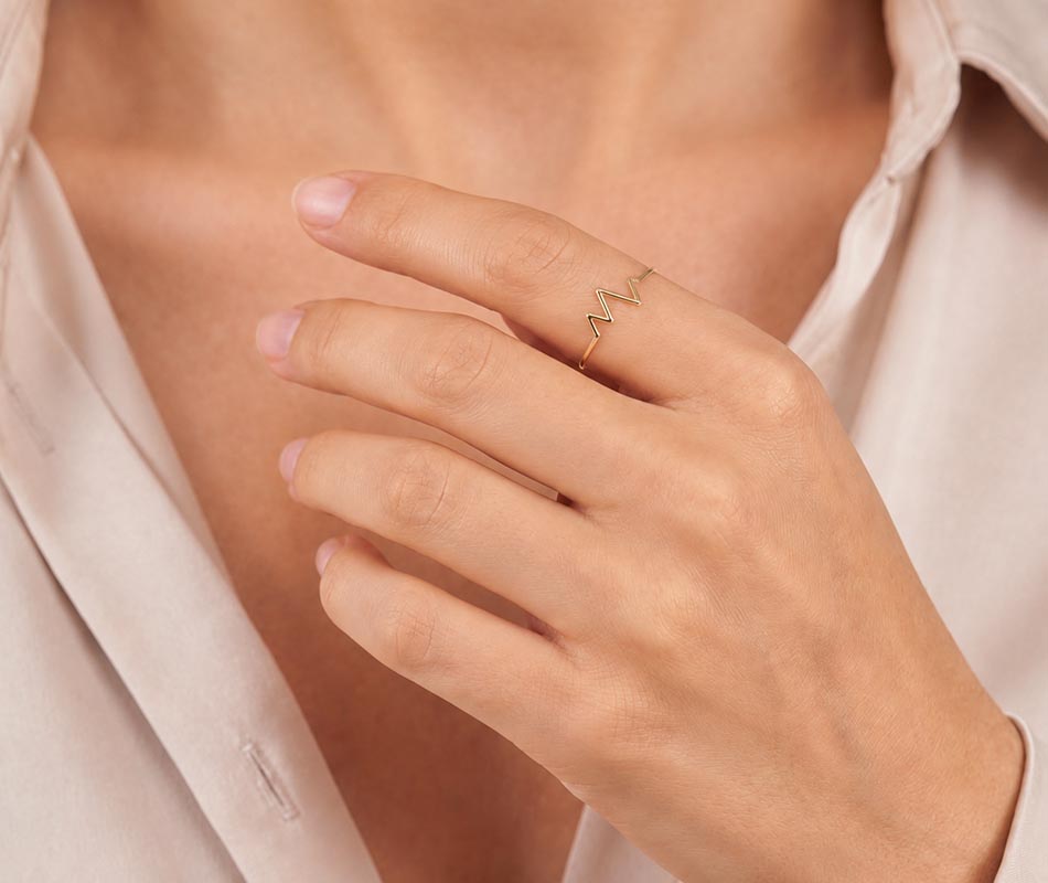 Anillo Línea de la Vida modelo Frecuencia en oro amarillo de 18K - Imagen 2